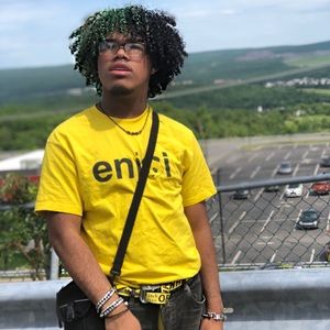 Meet your Posher, Manny